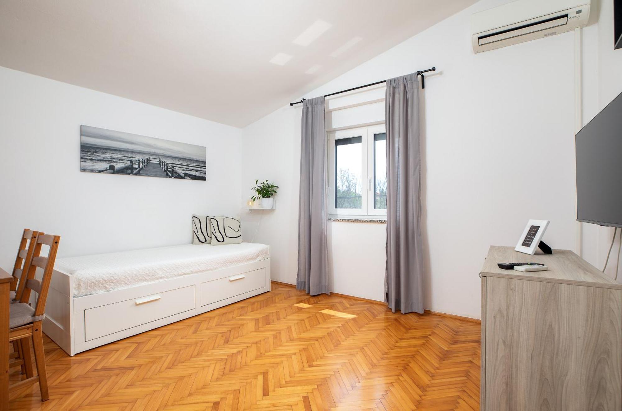 Apartment Tesic Close To The Sea With Shared 4Xbicycles ฟาชานา ภายนอก รูปภาพ