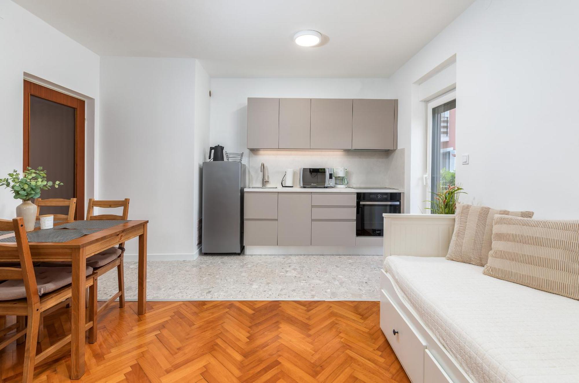 Apartment Tesic Close To The Sea With Shared 4Xbicycles ฟาชานา ภายนอก รูปภาพ